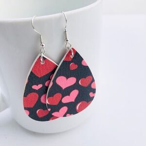 Faux leather tear drop dangle fashion earrings